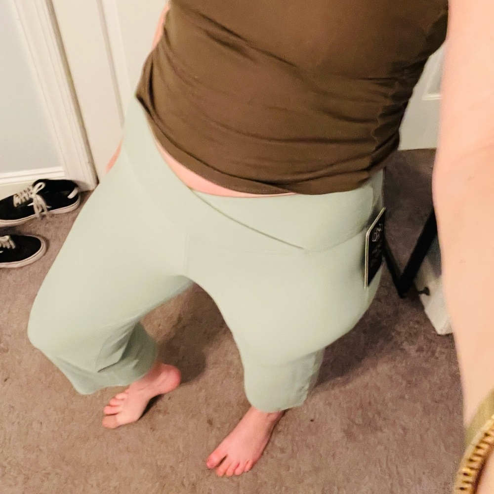 Women's Sage Green Leggings